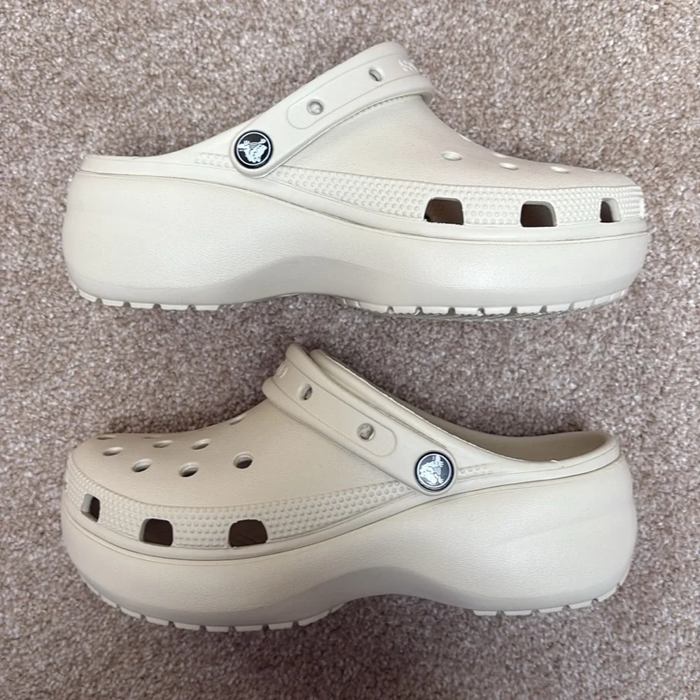 Crocs Classic Platform in Bone - Picture 4 of 5